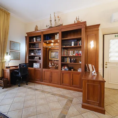 アパート La Casa Del Capitano By Buddyrent