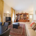 La Casa Del Capitano By Buddyrent Apartamento Roma