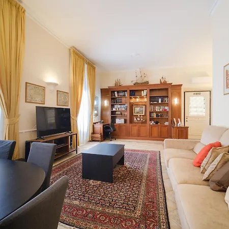 La Casa Del Capitano By Buddyrent Apartmán Řím